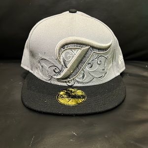 Toronto fitted cap 7 3/8